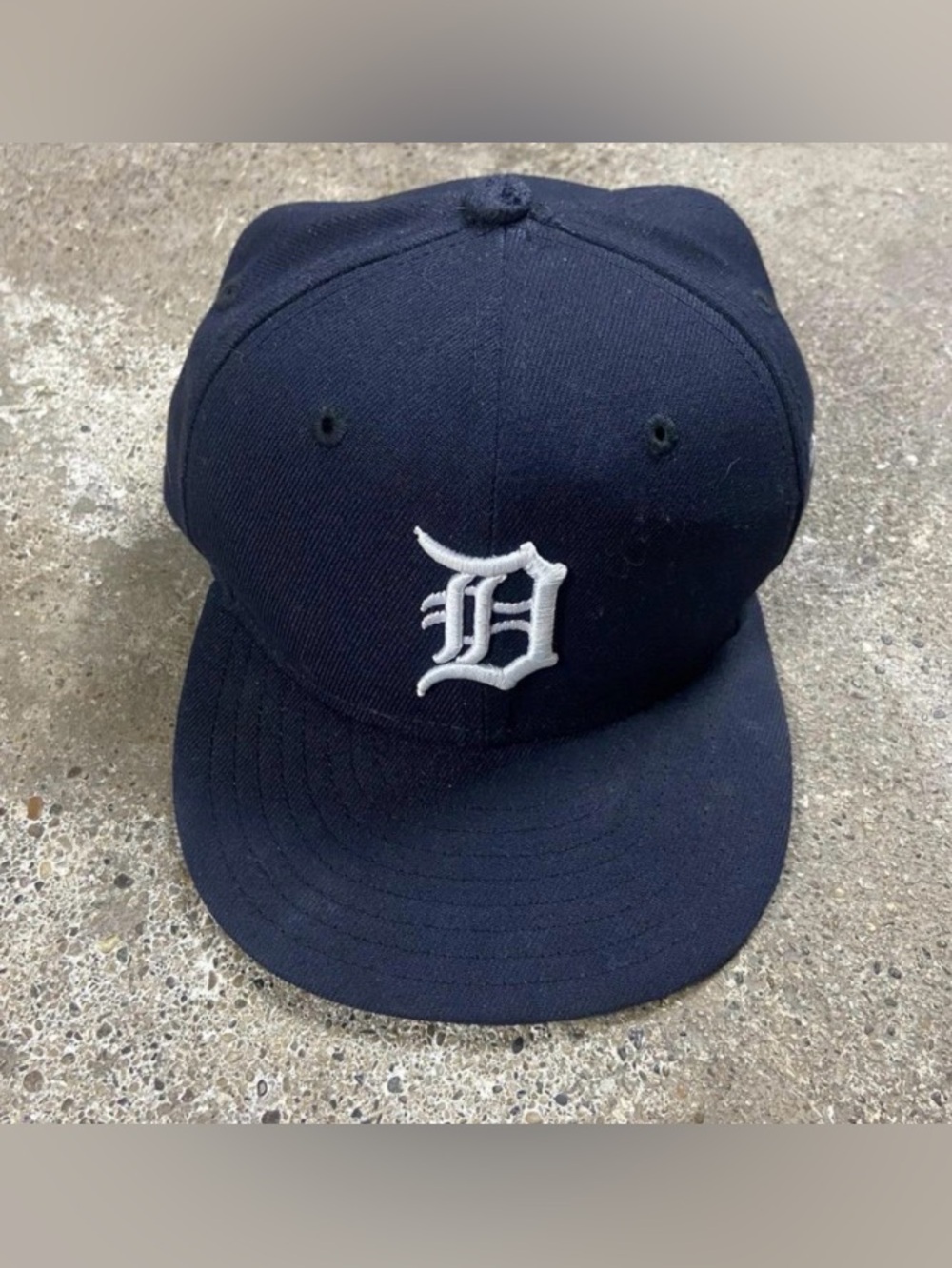 Detroit Tigers New Era cap dark navy and white